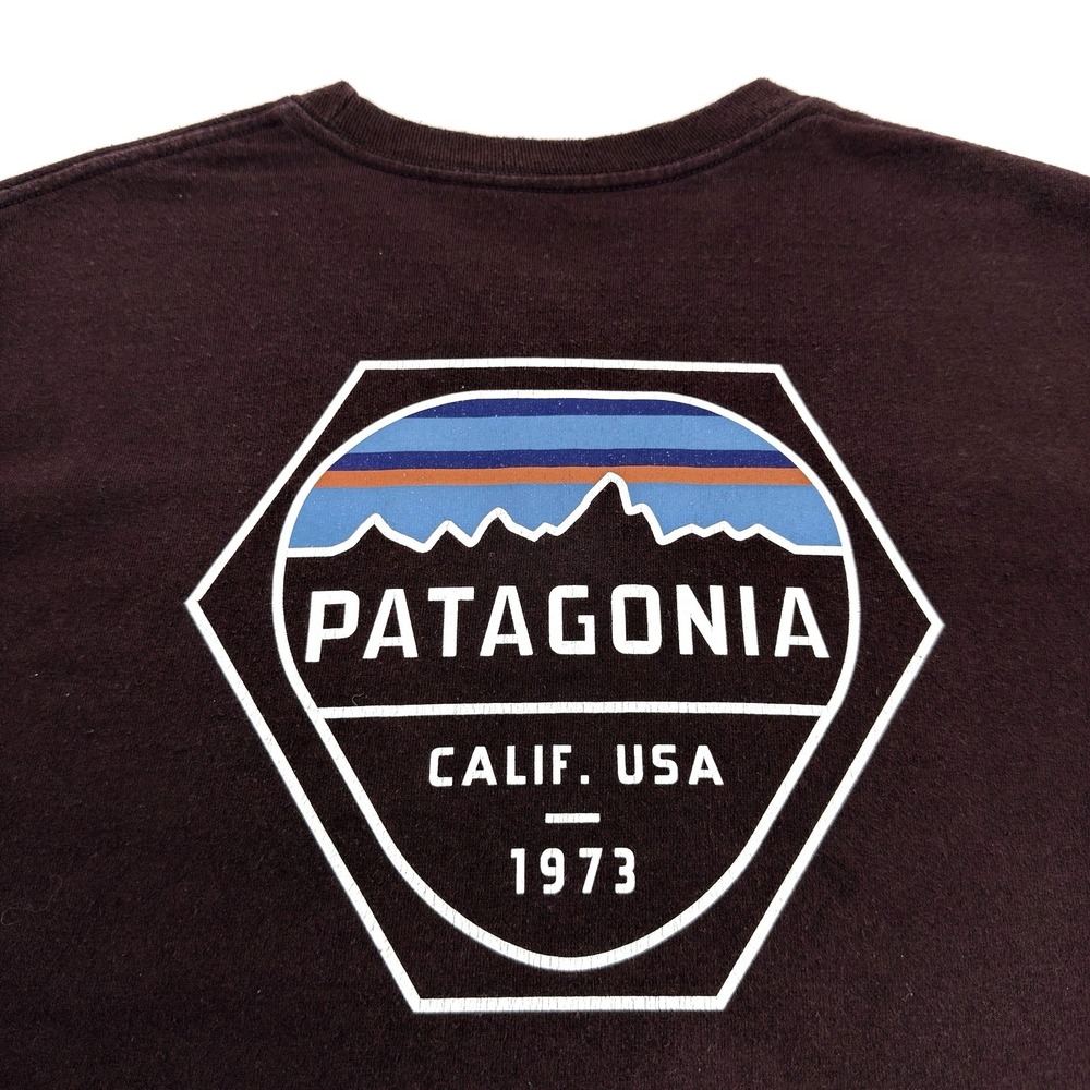Patagonia Responsibili Tee Long‎ Sleeve M Burgundy P6 Logo Graphic Shirt